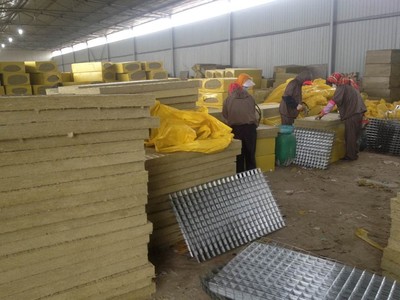 清远防火岩棉保温板专业生产厂家BLM 卓越品质，守护建筑安全