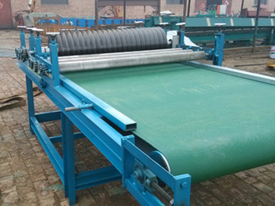 专业制造与销售一体化 大城县双荣机械设备厂引领玻璃棉裁条机与岩棉制品行业